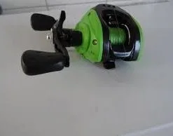 Baitcast Combo Set -Fischköder Winkel Arca reel3