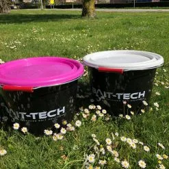 Bait-Tech Voeremmer Met Deksel