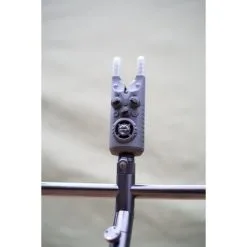 Sonik Gizmo2 Alarm Set 3+1 Bivvy Lamp -Fischköder Winkel CD3A6673 550x550h 1